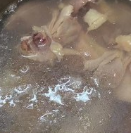 五指毛桃花胶汤的做法