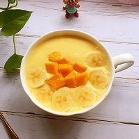 如何制作美味的芒果香蕉思慕雪