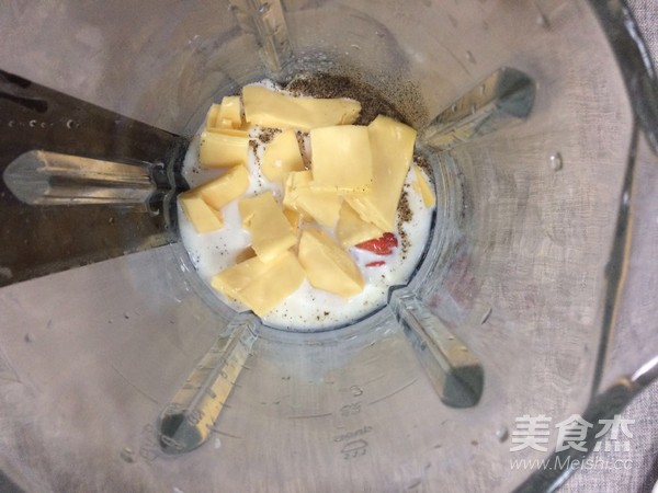 烟熏三文鱼卷饼