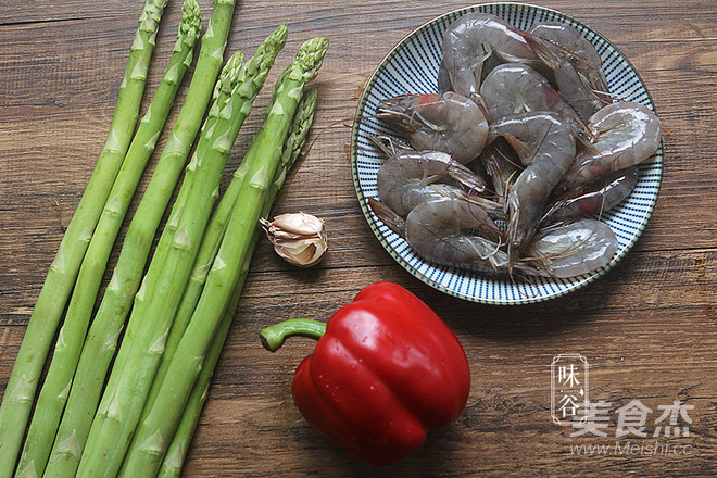 芦笋炒虾仁的做法