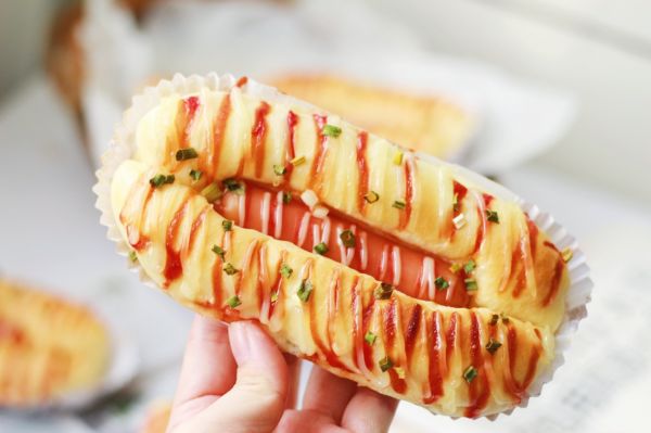 香葱脆皮肠面包