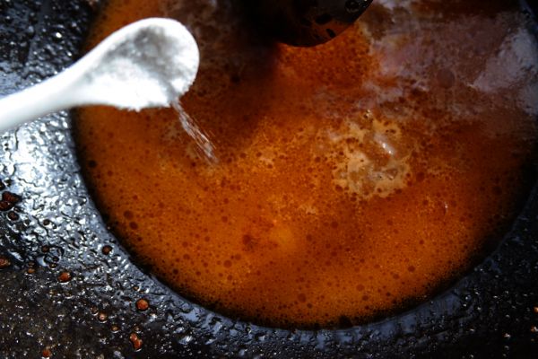 沙茶虾子煨豆腐