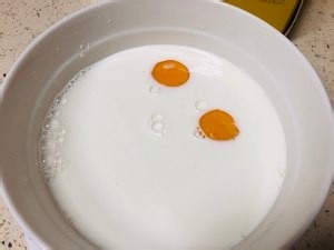 蛋挞简单版 （全蛋+牛奶+糖）