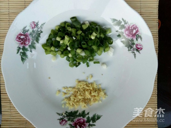 虾皮烧水萝卜