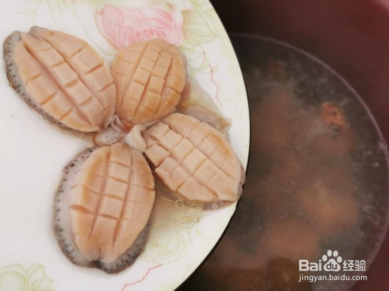 橄榄鲍鱼排骨汤的做法