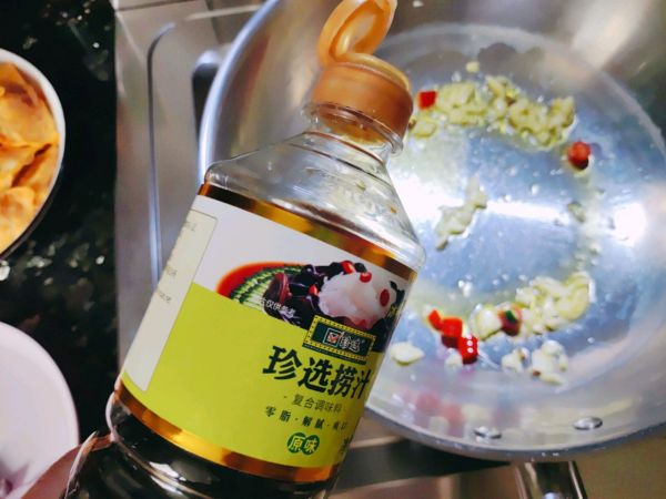 捞汁凉皮香干拌黄瓜