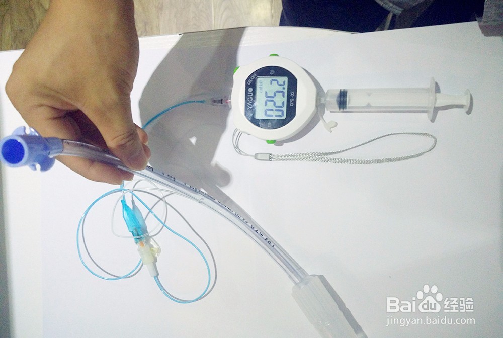 气囊测压表的操作方法