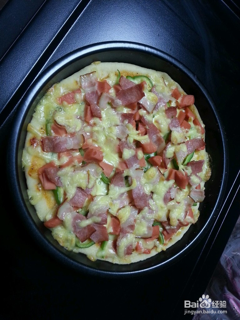 自制火腿培根披萨的做法