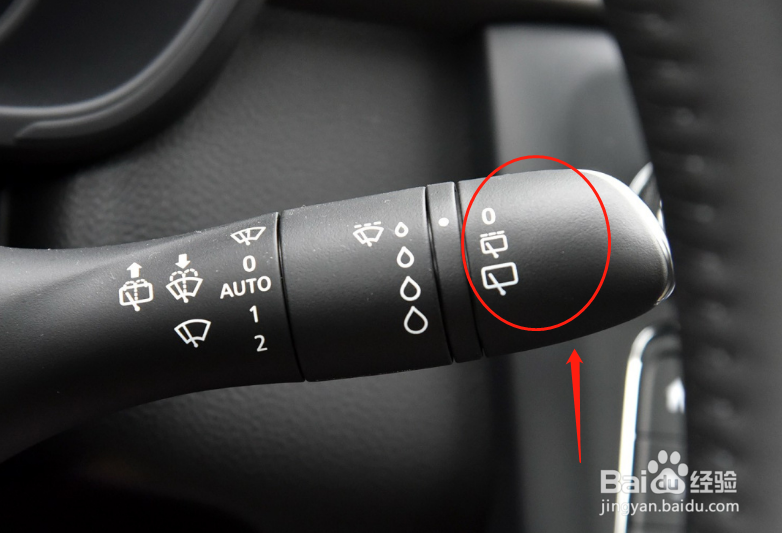 雷诺科雷嘉车辆雨刮的使用方法