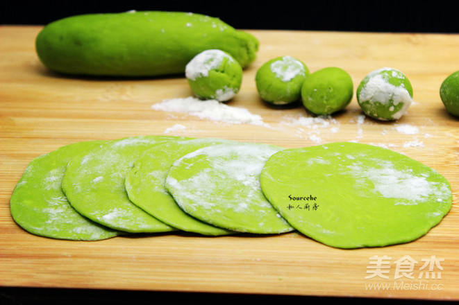 菠菜饺子的做法