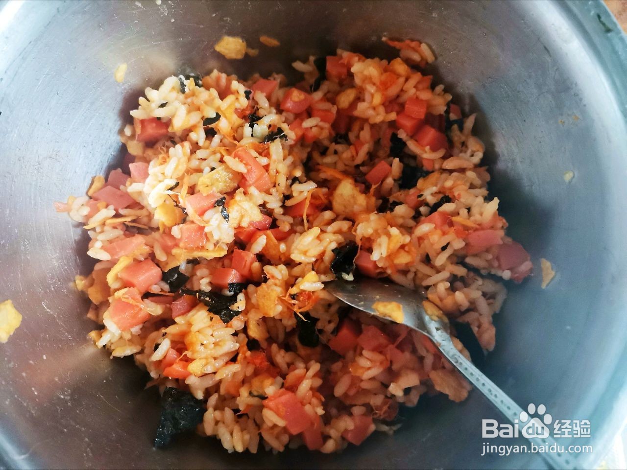 午餐肉饭团的做法