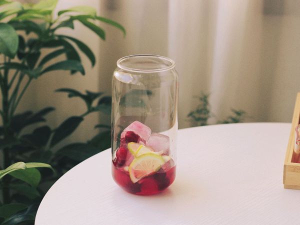蔓越青柠莓苏打