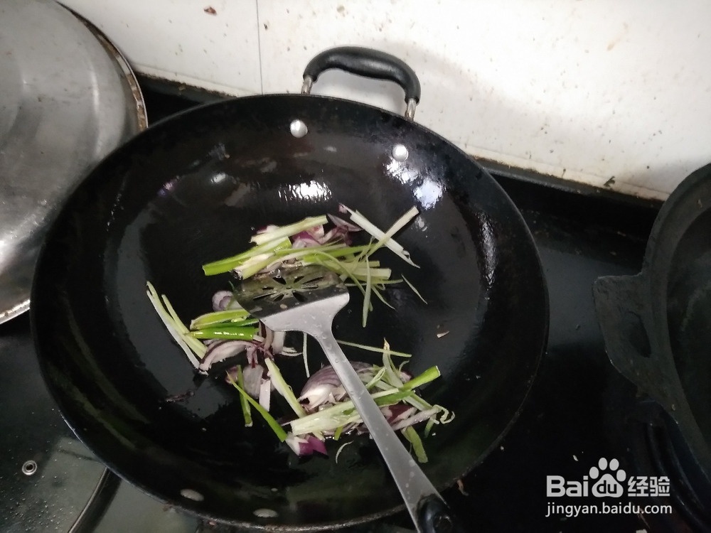 香菜黄瓜丝炒鸭蛋