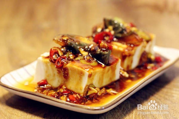 如何做出绝顶美味的皮蛋豆腐