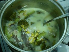 苦瓜鱼尾汤做法介绍