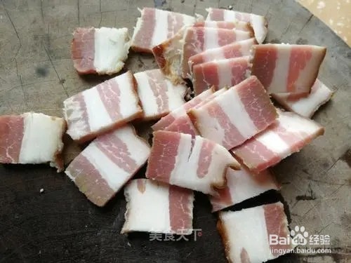 杏鲍菇炒熏肉
