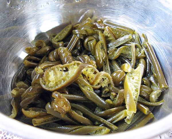 蕨菜拌海茸丝