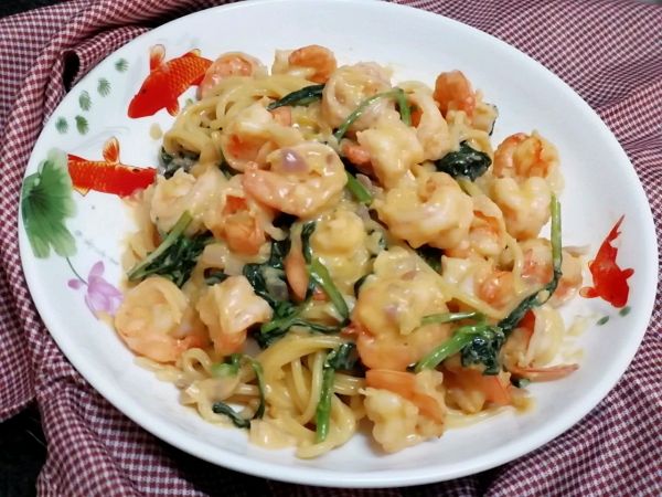 鲜虾芝士奶油意面