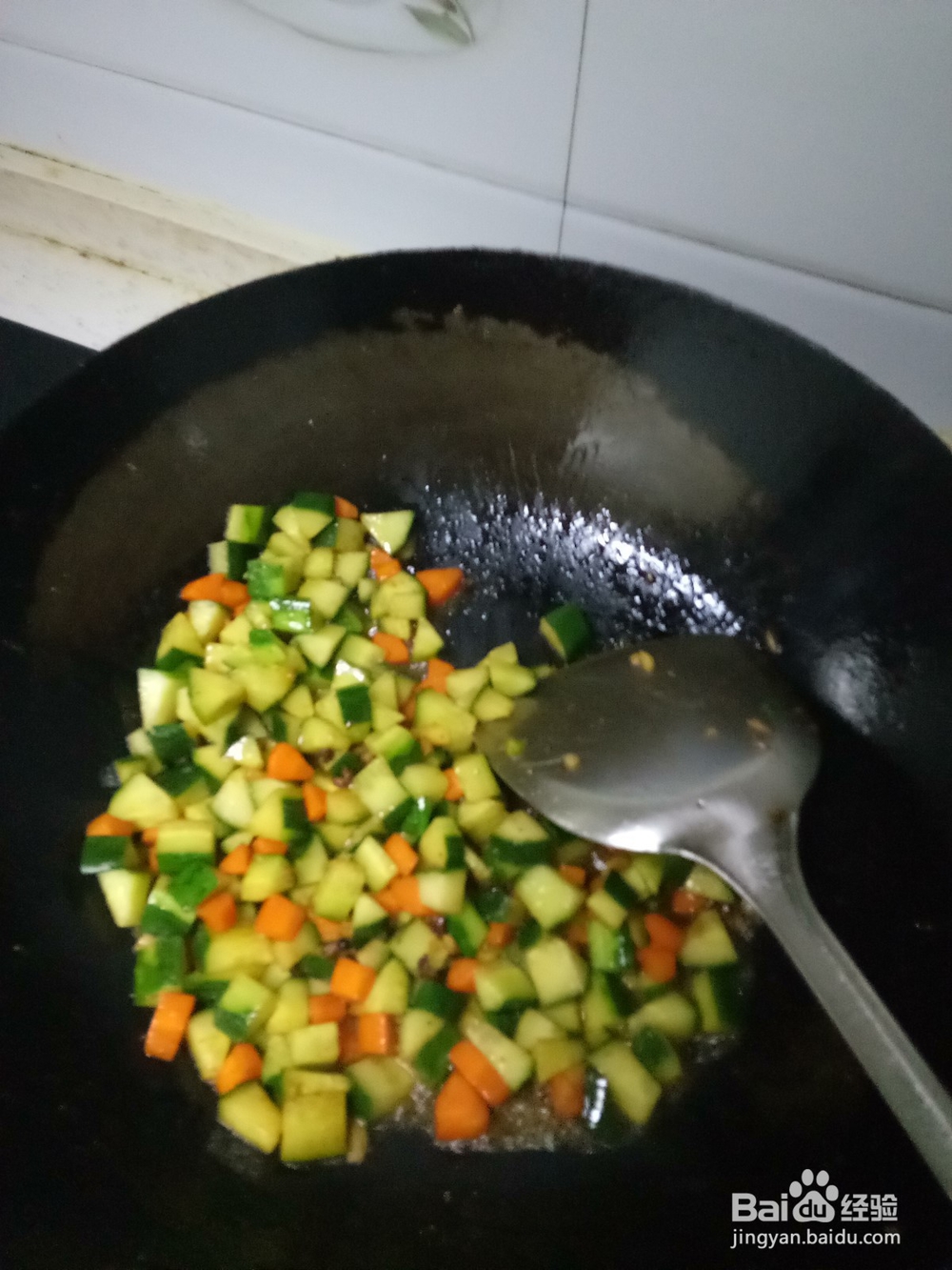 黄瓜炒鸡脯肉