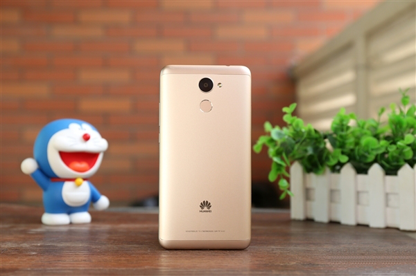 华为畅享7 plus是什么型号