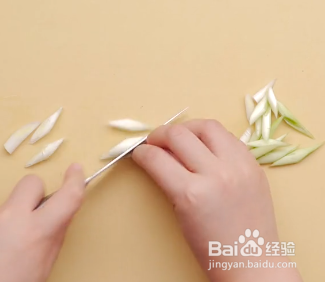 圆头小蘑菇怎么炒着好吃