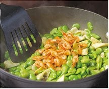 养生食补笋丁河虾春蚕豆的做法