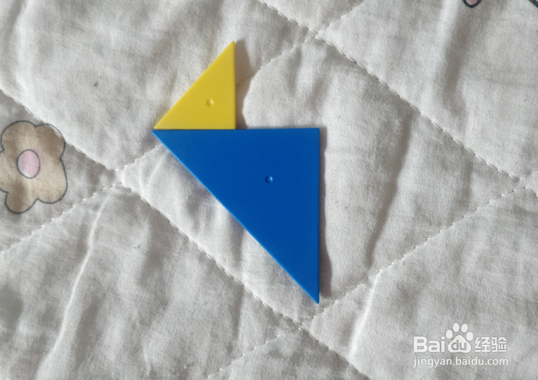 用唐图(七巧板)怎么拼一只可爱的沙皮狗?