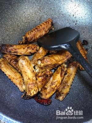 酱香鸭翅制作过程