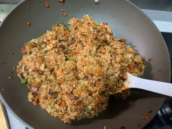 腊肠鲜肉香菇烧麦