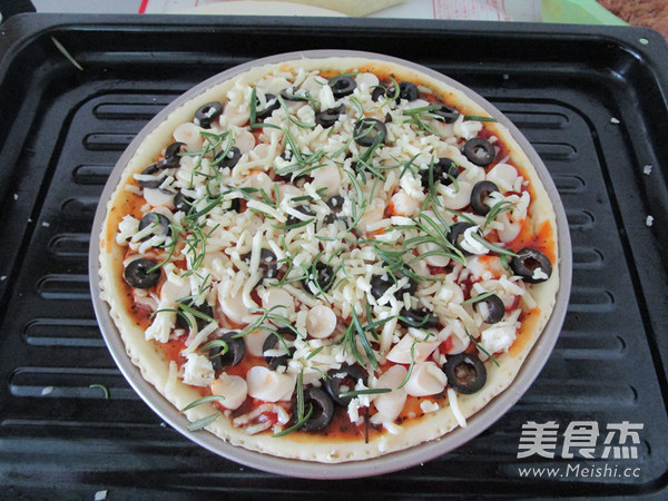 蟹肉鱼肠披萨