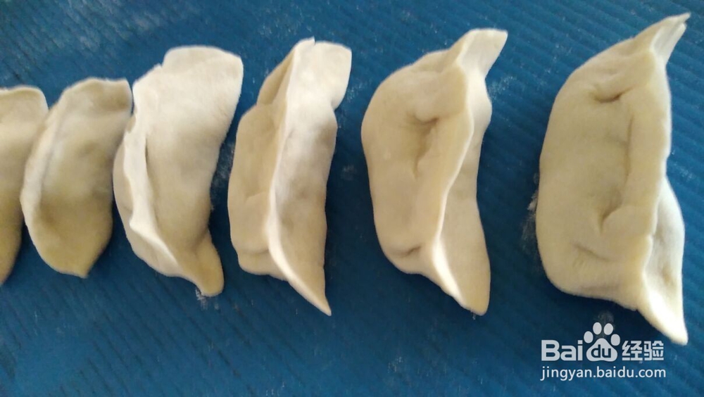 怎样包芹菜猪肉馅饺子好吃?