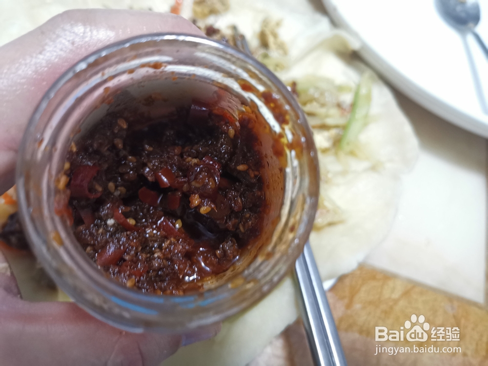 怎么做辣酱味土豆萝卜丝卷饼