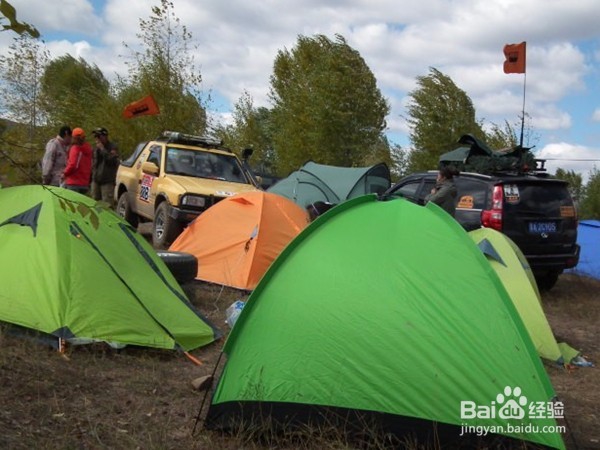 帐篷着火正确的处理做法