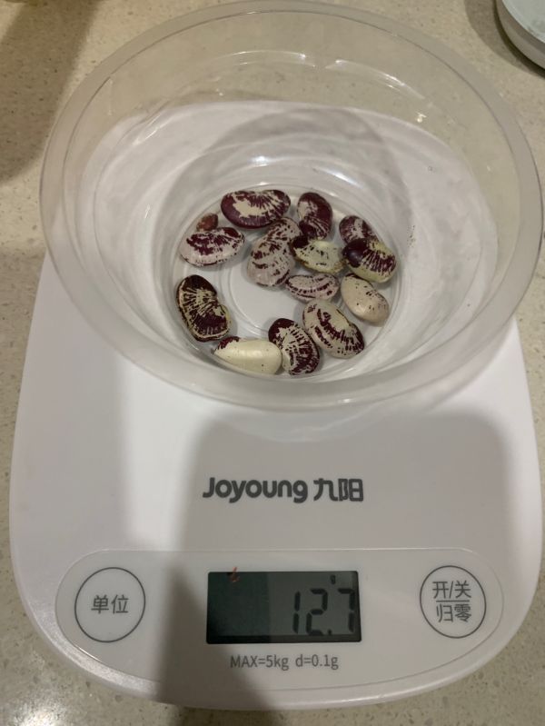 淮山茨实莲子汤