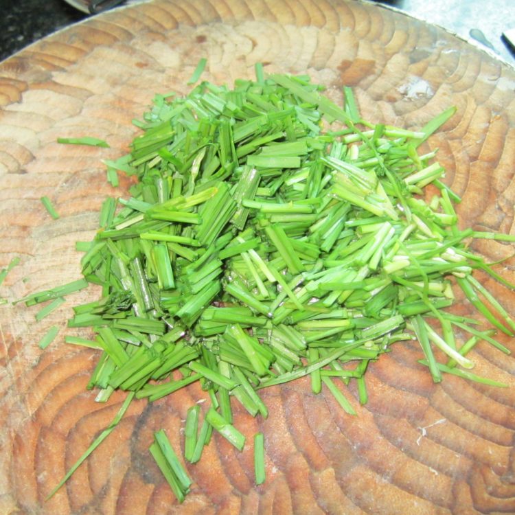 简单又美味的韭菜煎饼,看完你就知道!