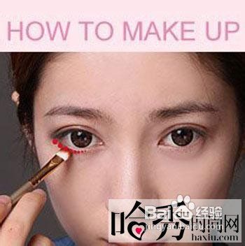 复古红唇妆的画法步骤