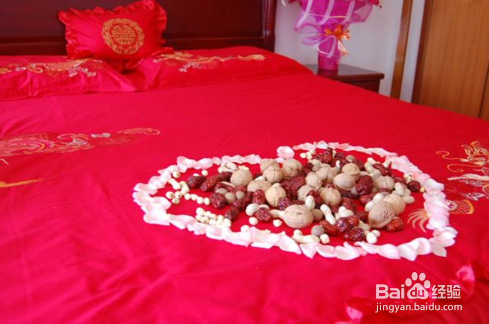 婚房床怎么铺