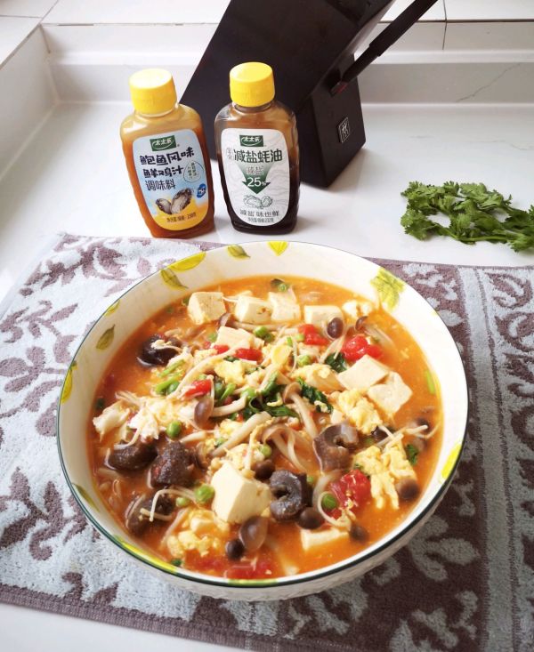 鲍汁海参菌菇豆腐浓汤