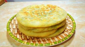 不用揉面，不用擀皮的韭菜鸡蛋发面馅饼