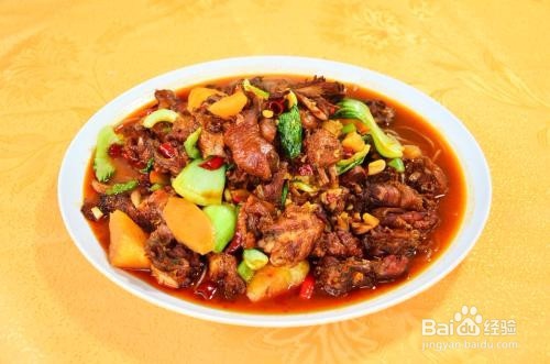 辣子鸡怎么放土豆