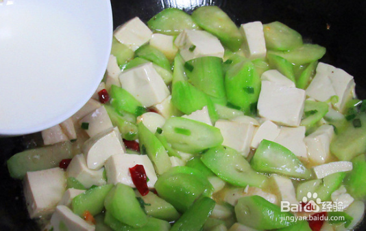 家常丝瓜炖豆腐