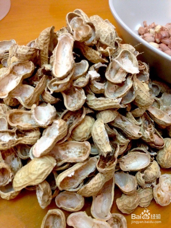 3月12日植树节,几招给吊兰做肥料的方法