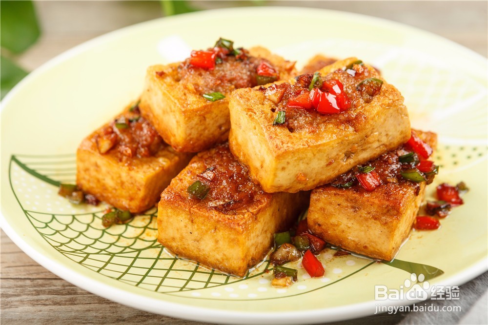 逛食记丨美食圈中的黄金CP——客家酿豆腐