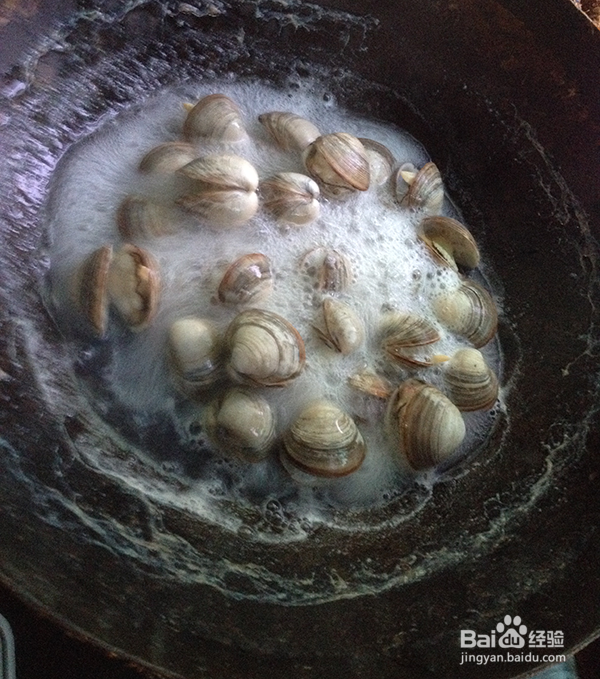 麻辣蛤子的做法