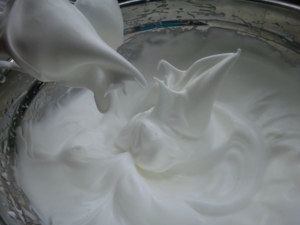 蔓越莓戚风蛋糕