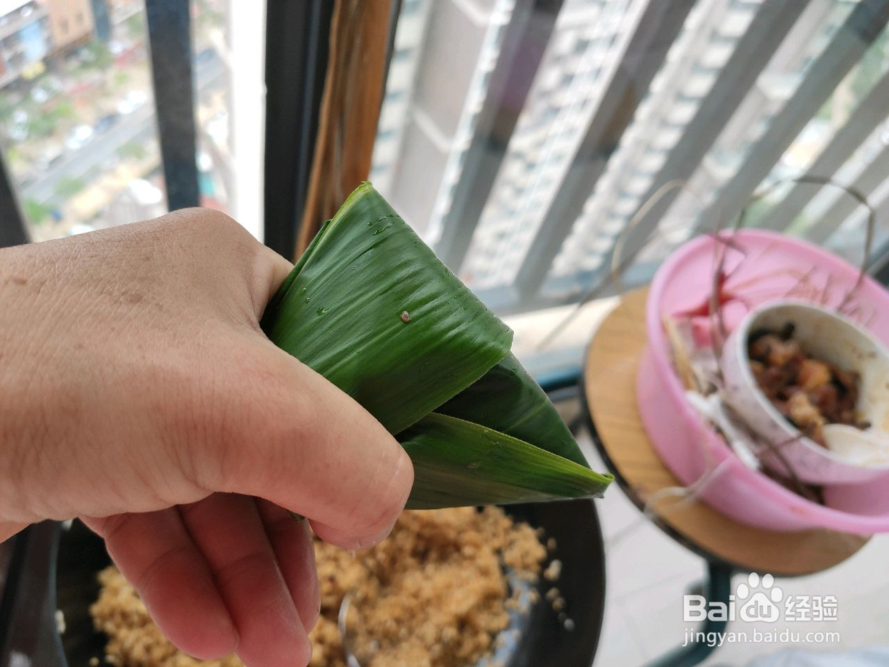 酱香香菇猪肉粽的做法
