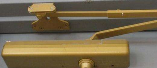 关门器如何调节图解