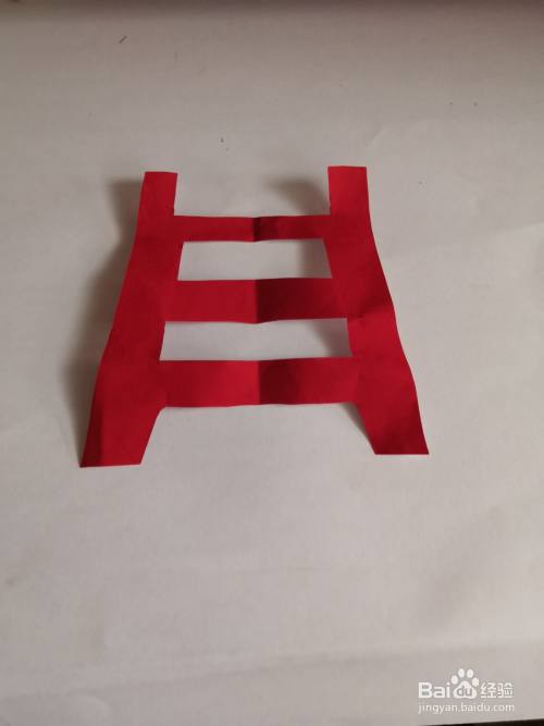 儿童剪纸梯子纹样剪法