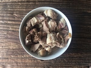 食补佳品羊肉汤的做法