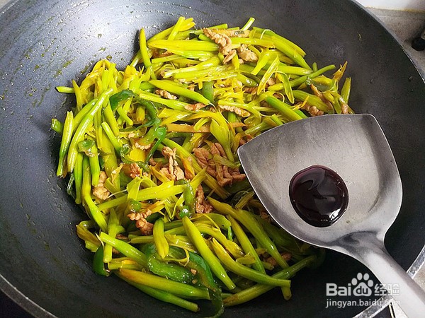 如何做黄花菜炒肉